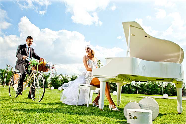 Wedding Piano AVANT GARDE Events